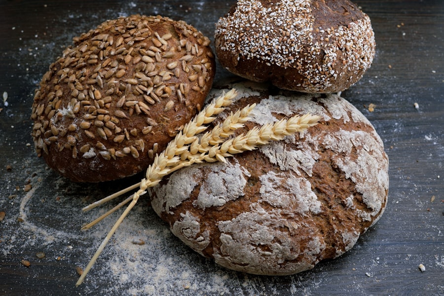 Detail · warm bread